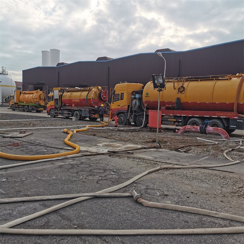 南溪污水池清理